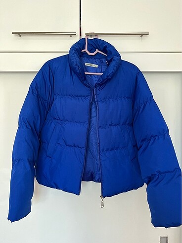 Saks mavisi şişme mont