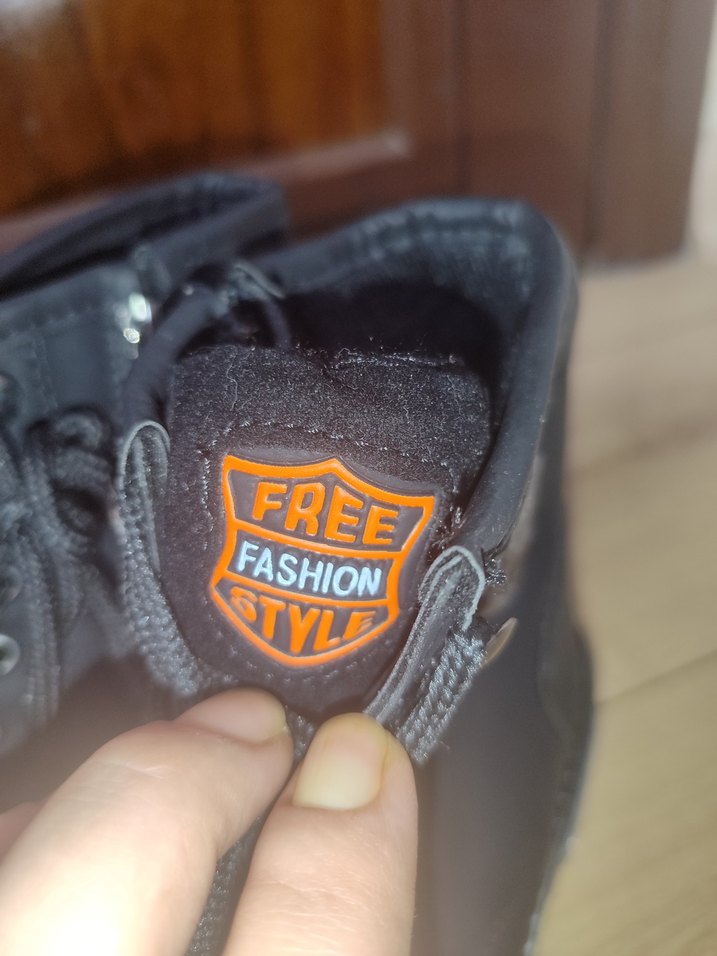 Siyah Bağcıklı  Biker Bot - Görsel 2