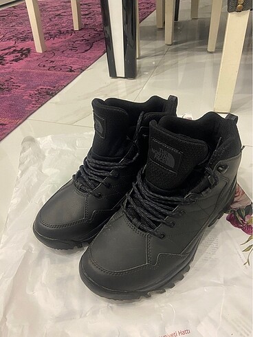 North face marka 40 numara erkek bot