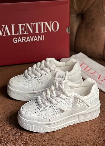 Valentino Valentino Ayakkabı Yeni Sezon????