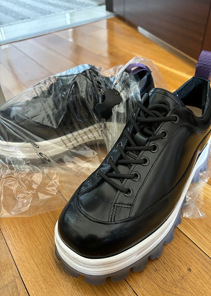 Tasarım serisi deri ayakkabı - Görsel 2