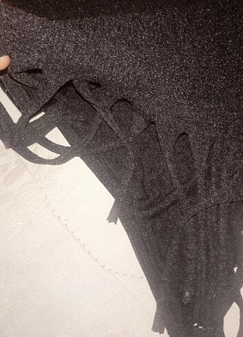 Diğer Yanları püsküllü sweatshirt
