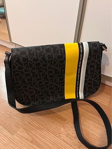 Orjinal calvin clein çanta - Görsel 3