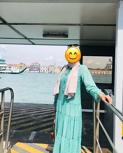 m Beden yeşil Renk Tesettür elbise şifon tam boya astarlı