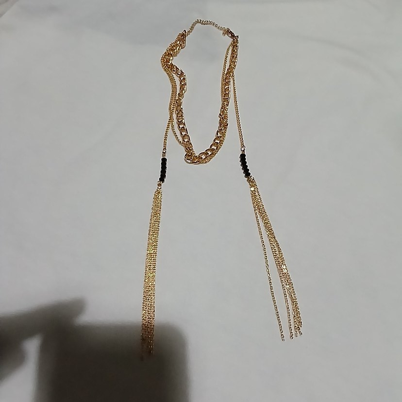 Parlak Altın Zincirli yanlardan sarkan Kadın Kolye - Görsel 3