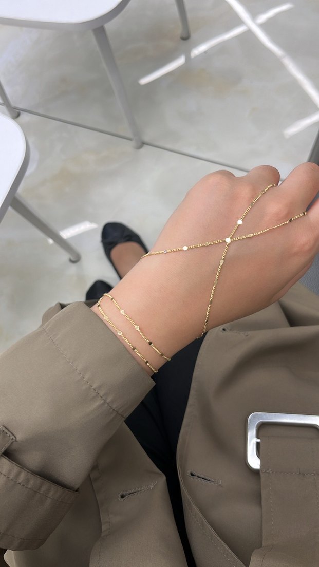 Gold Şahmeran Pullu Zincir Detaylı Altın Renk Kadın El Zinciri - Görsel 2
