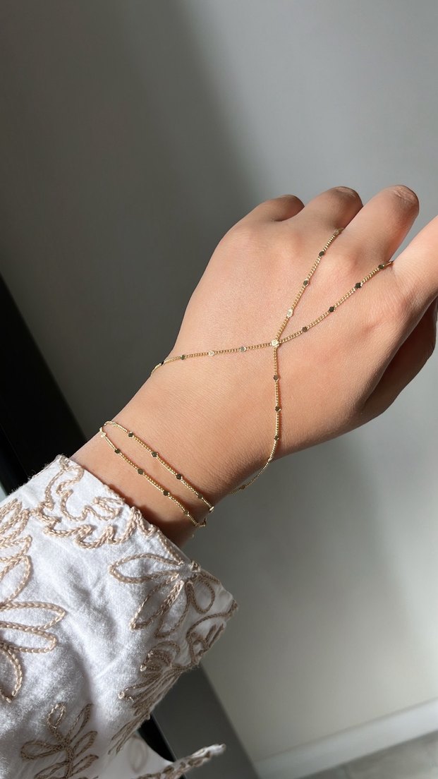 Pullu Şahmeran Altın Renkli Zincir Detaylı Kadın El Zinciri - Görsel 2