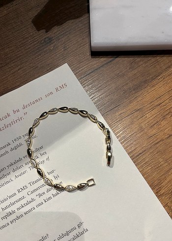  Beden Gold taşlı damla 14k Detaylı Altın Desenli Bileklik