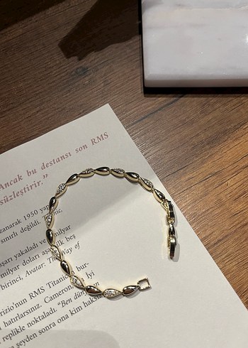 Gold taşlı damla 14k Detaylı Altın Desenli Bileklik