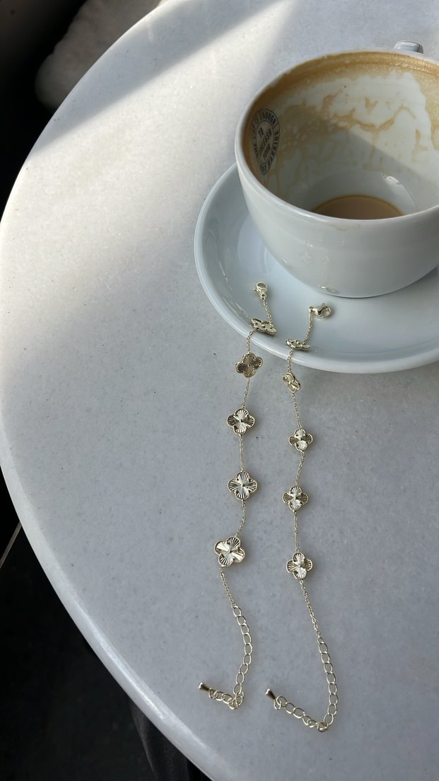 van cleef Yonca Altın Renk Kadın bileklik - Görsel 3