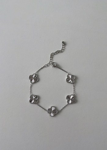 Van Cleef & Arpels Van Cleef Yonca Desenli Zincir Detaylı Gri Bileklik
