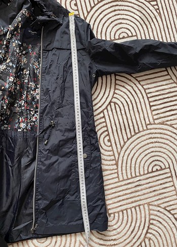 Lacivert Kapüşonlu yağmurluk rüzgarlık - Görsel 3