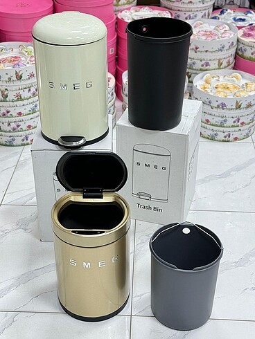Smeg çöp kutusu