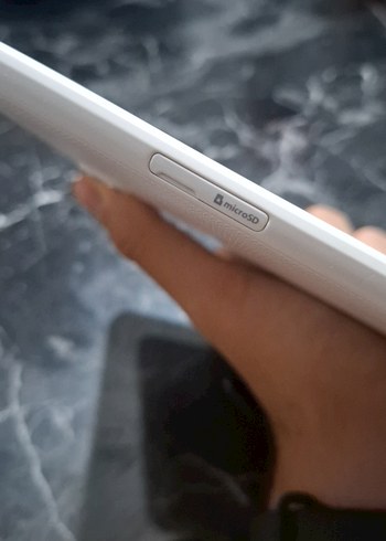 Beden Samsung Galaxy TabE(Yazılımı güncel değil,çalışır durumda)