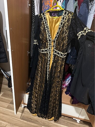 Yöresel elbise kaynımın   kınasında giydim bir kere - Görsel 2