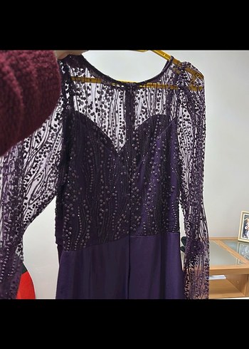 Uzun Kollu Mor Drapeli Kadın Abiye Elbise bir kere giyildi - Görsel 3