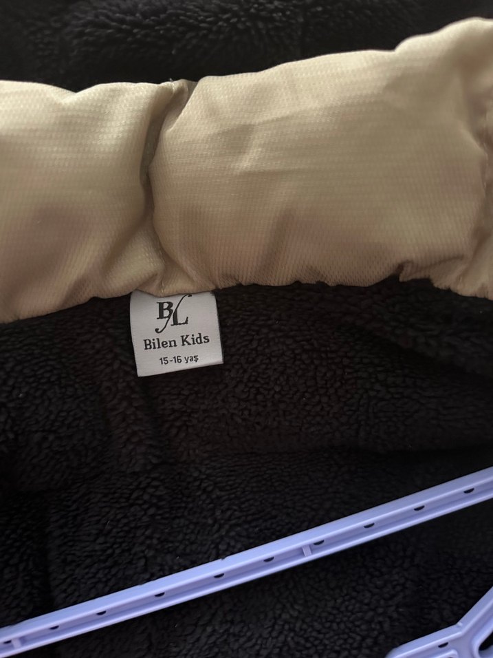 Erkek çocuk 15:16 yaş bir kere giyilmiş asla ikinci kere giymedi - Görsel 3