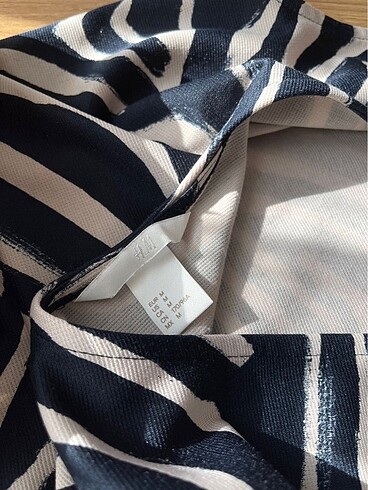 m Beden H&M elbise