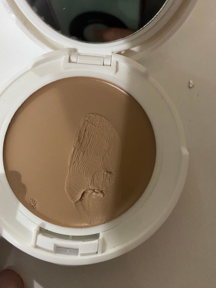 Avène SPF 50 Kimyasal Filtresiz Tonlu Kompakt - Görsel 3