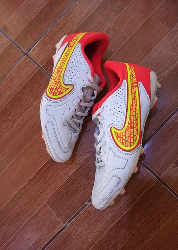 Nike NİKE KRAMPON 38 No.