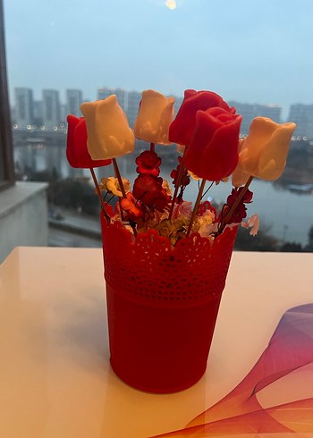 Kırmızı ve Beyaz Mum Gül Detaylı Renkli Vazo - Görsel 2