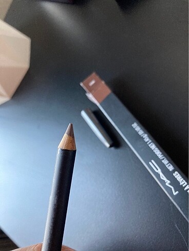 Mac stone dudak kalemi