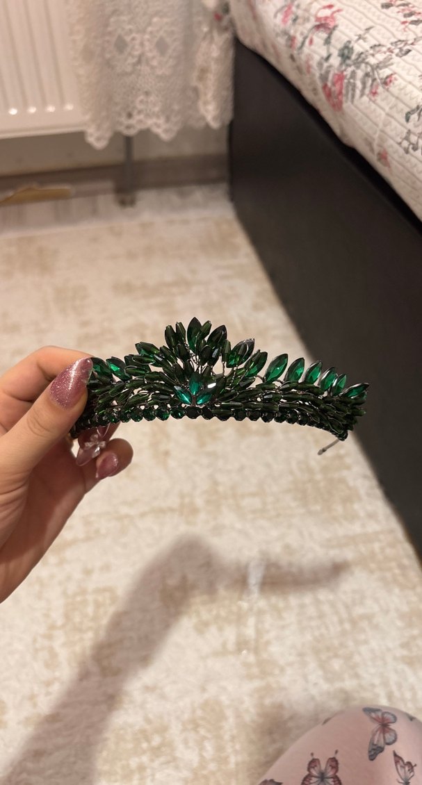 Yeşil Pul Detaylı taç toka - Görsel 4