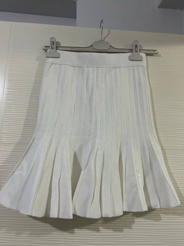 Kadın Beyaz Triko  Pileli Mini Etek - Görsel 3