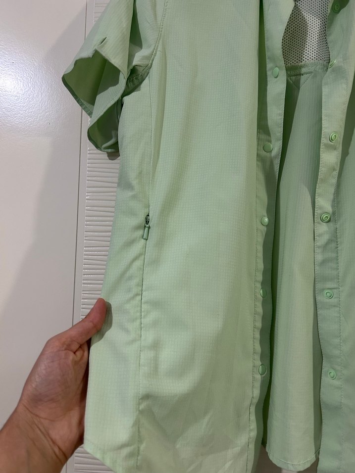 COLUMBİA Yeşil Düğmeli Kısa Kollu Kadın Gömlek - Görsel 3