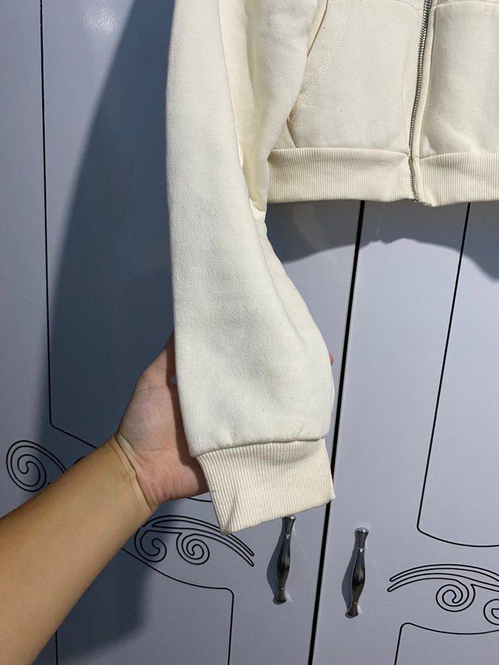 Ekru Fermuarlı Crop Sweatshirt — görsel 4/6