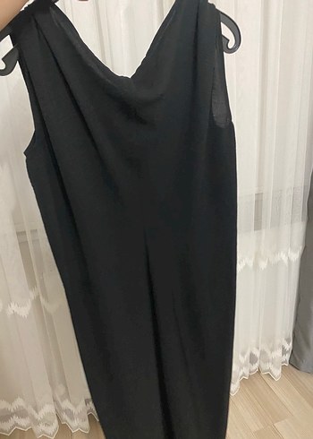 Zara Siyah V Yakalı Kolsuz Uzun elbise