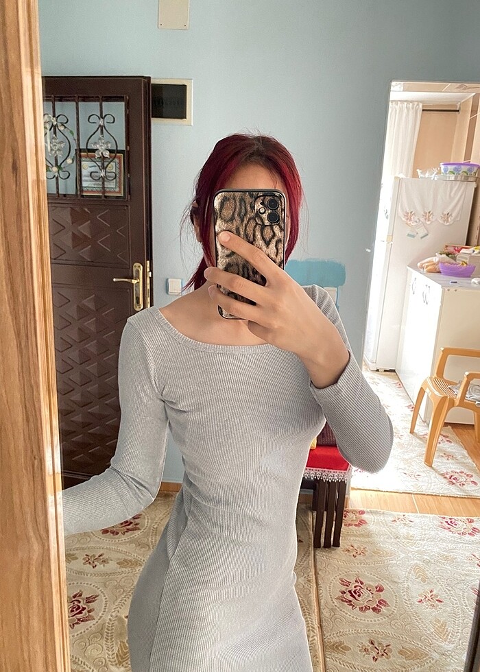 uzun kolu elbise - Görsel 3