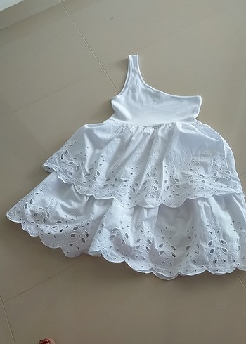 Kız Çocuk Beyaz Fırfırlı Nakışlı Elbise - Görsel 9