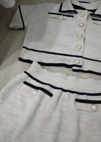 Düğmeli Kısa Kollu Triko Mini Takım - Görsel 5
