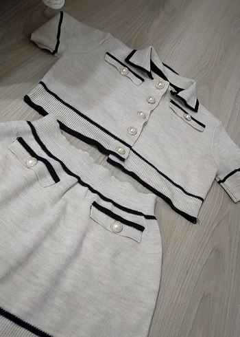 Düğmeli Kısa Kollu Triko Mini Takım - Görsel 2