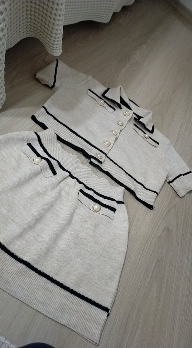 Düğmeli Kısa Kollu Triko Mini Takım - Görsel 3