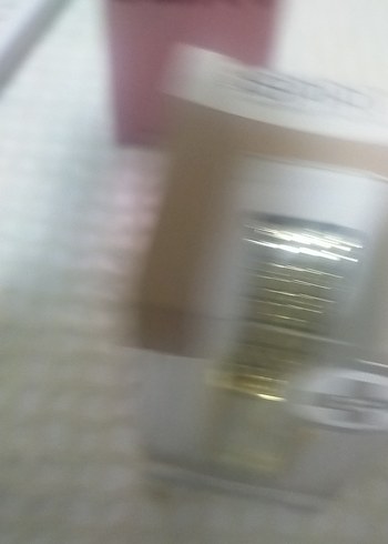 Altın Renkli Kadın Saat - Görsel 4