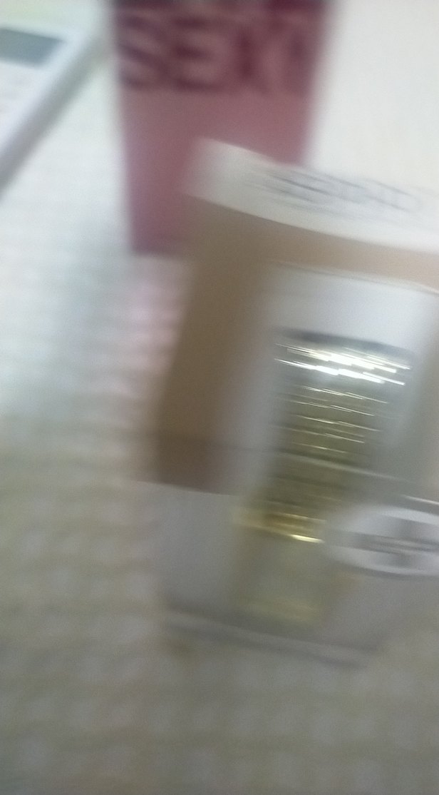 Altın Renkli Kadın Saat - Görsel 4