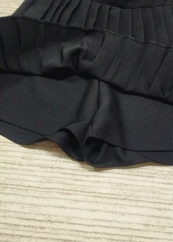 Siyah Pilili Mini Etek - Görsel 3