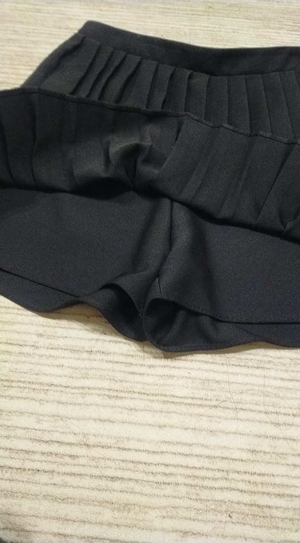 Siyah Pilili Mini Etek - Görsel 3