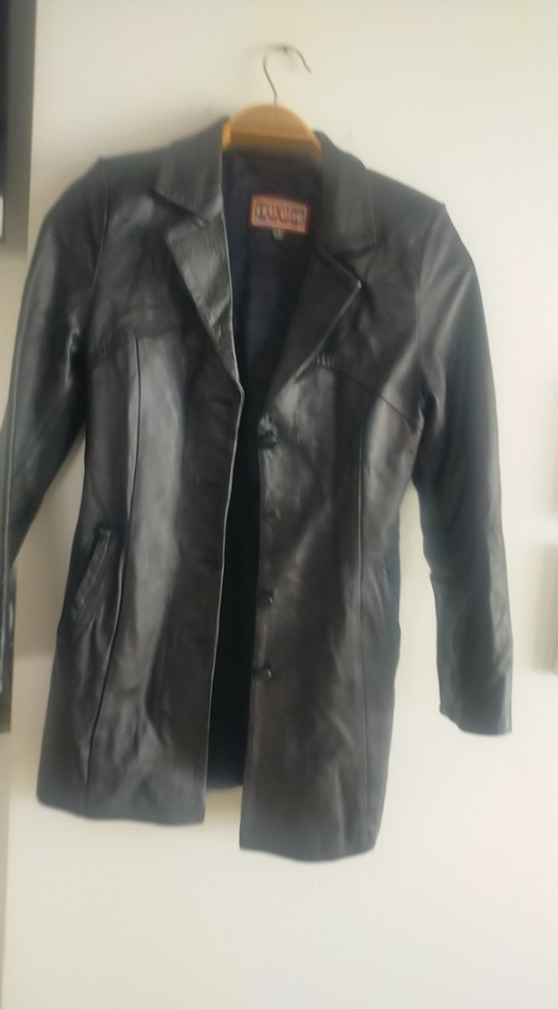 Düğmeli Siyah Deri Kadın Ceket - Görsel 4