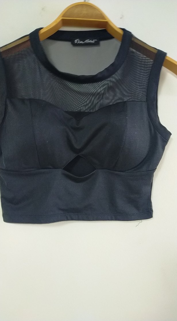 Siyah Yüksek Yakalı Atlet Crop Top - Görsel 2