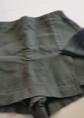 Düğmeli Keten Midi Şortu - Görsel 3