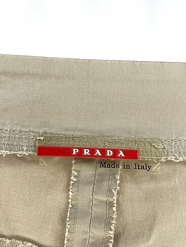 46 Beden çeşitli Renk Prada Midi Etek %70 İndirimli.