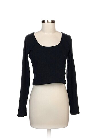 H&M Bluz %70 İndirimli.