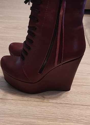39 Beden bordo Renk Çizme