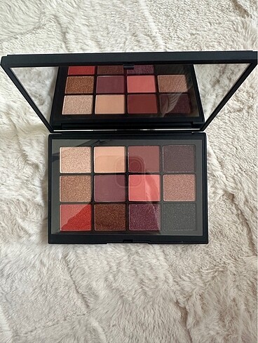 NARS far paleti