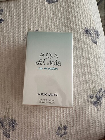 Armani parfüm