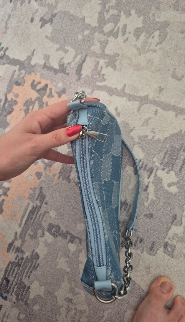 Zincir Detaylı Mavi Denim Kadın Çanta - Görsel 3