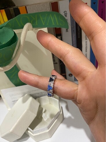Beden Swarovski matriks kokteyl yüzük mavi